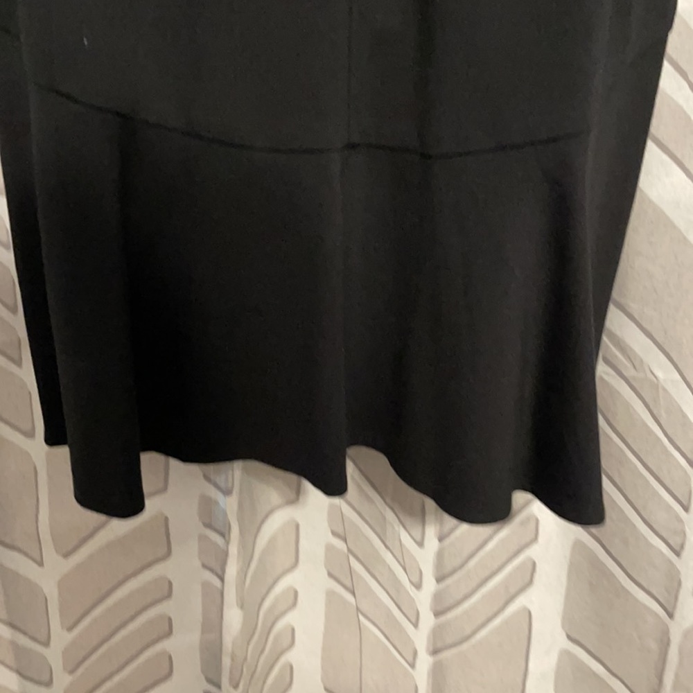 Flattering NYCO dress - Picture 5 of 8